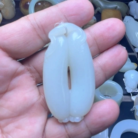 和田玉未镶嵌吊坠(不含链)