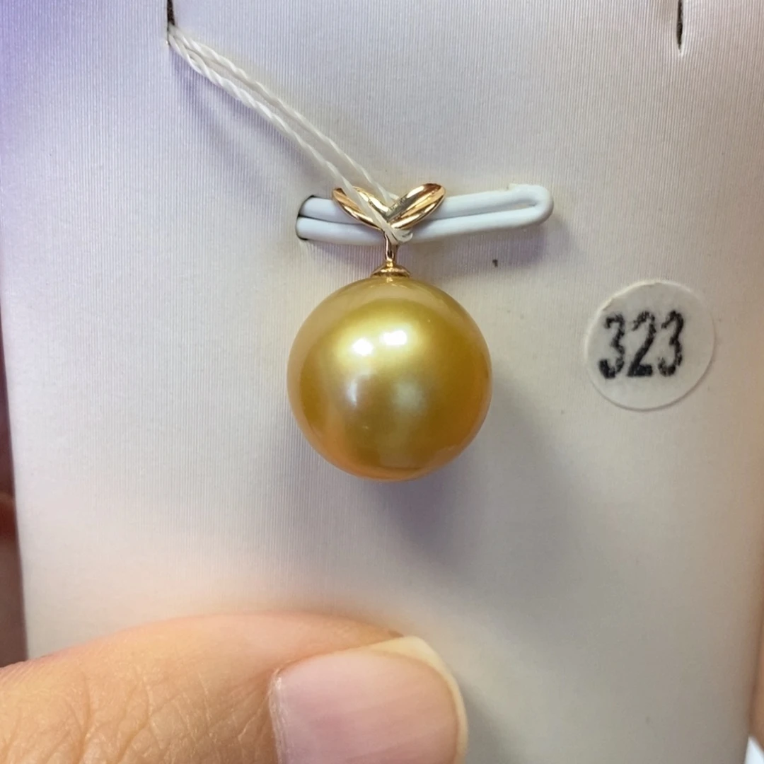 18K金镶嵌吊坠(不含链)海水珍珠浓金正圆12-13mm