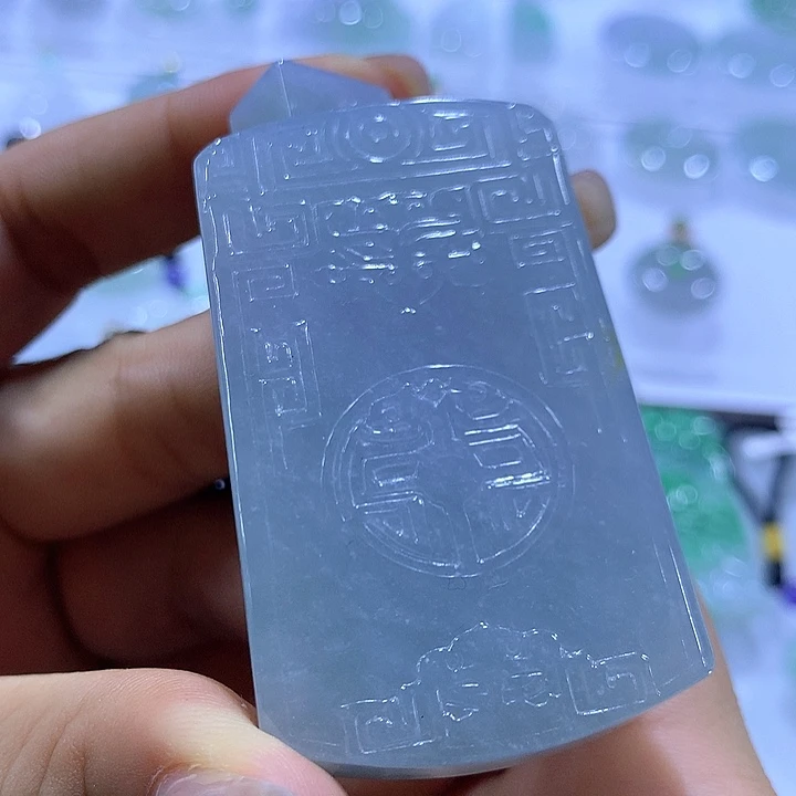 翡翠未镶嵌颈饰天然翡翠A货吊坠