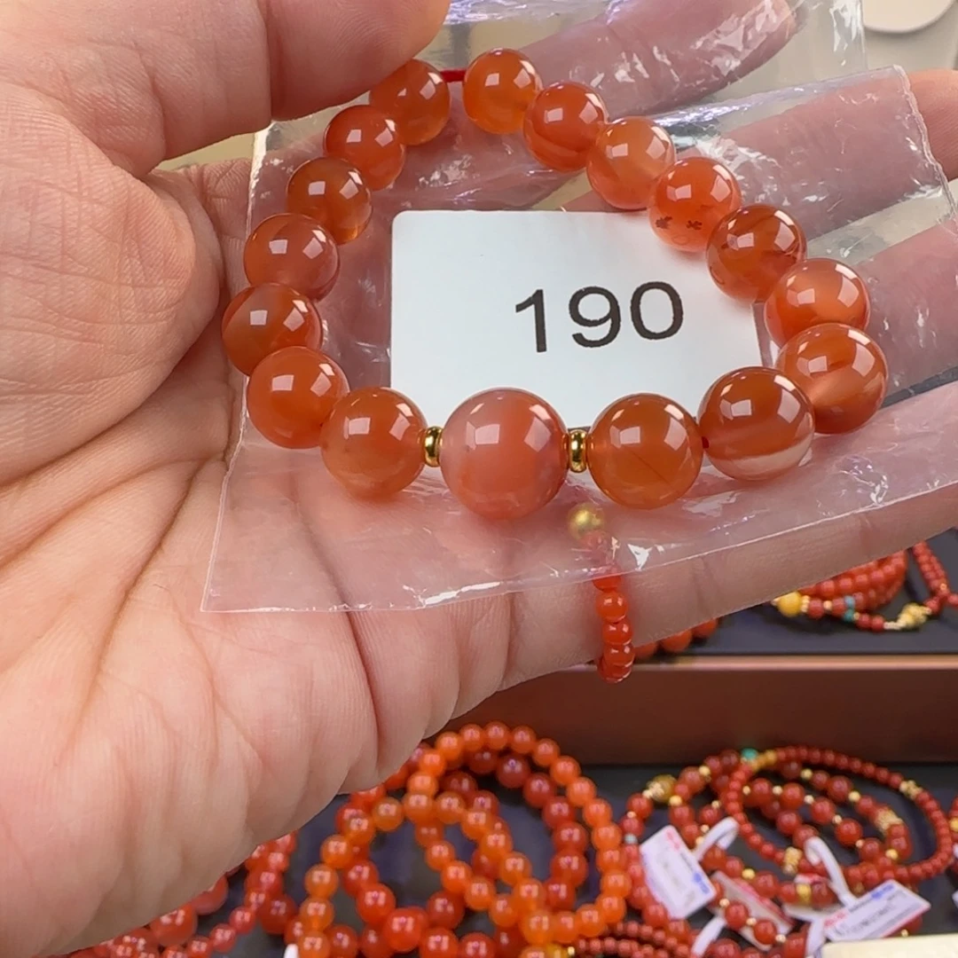 南红玛瑙未镶嵌手链