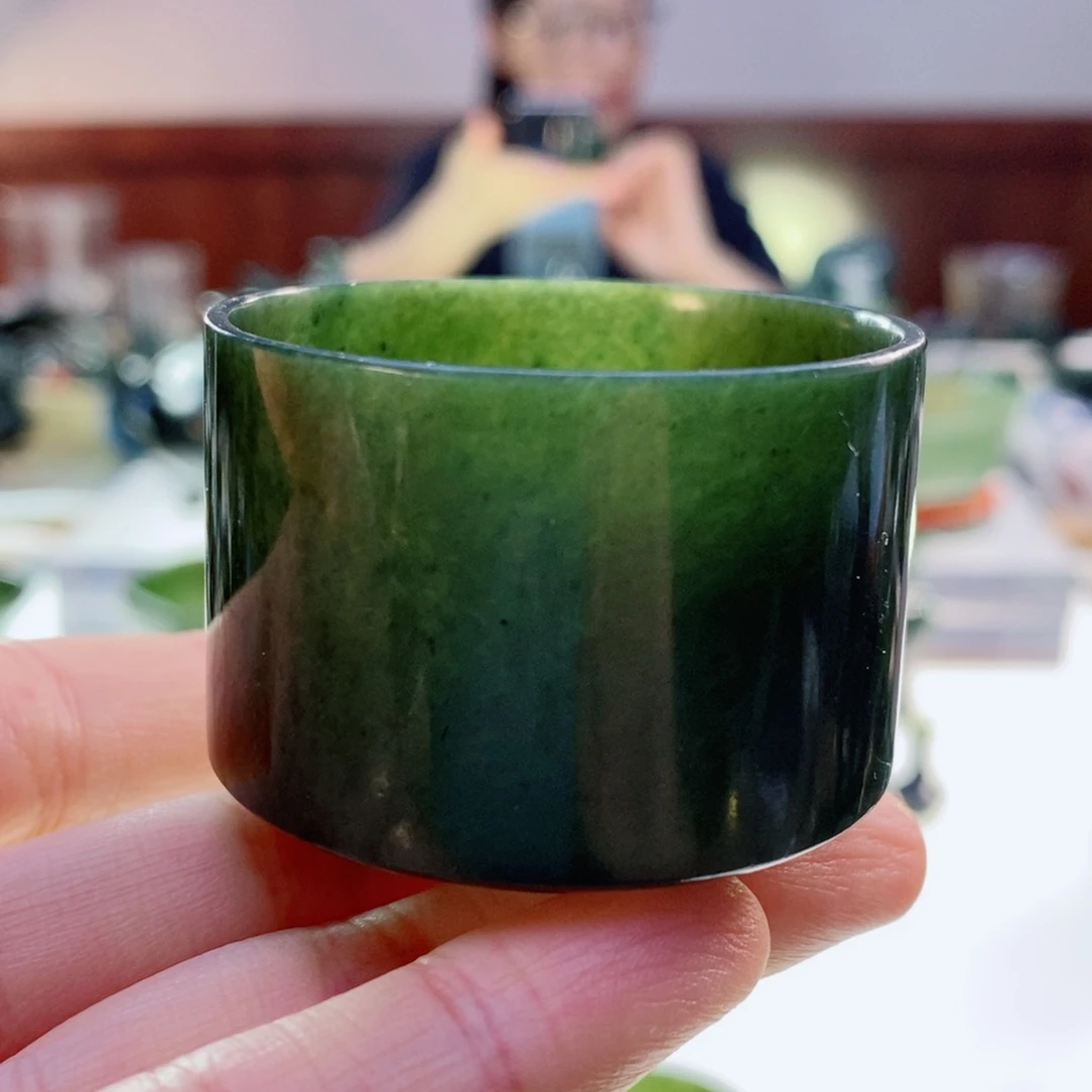 未镶嵌和田玉（青玉）摆件微瑕