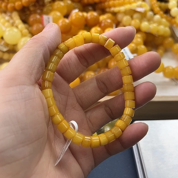 未镶嵌琥珀珠宝奇石