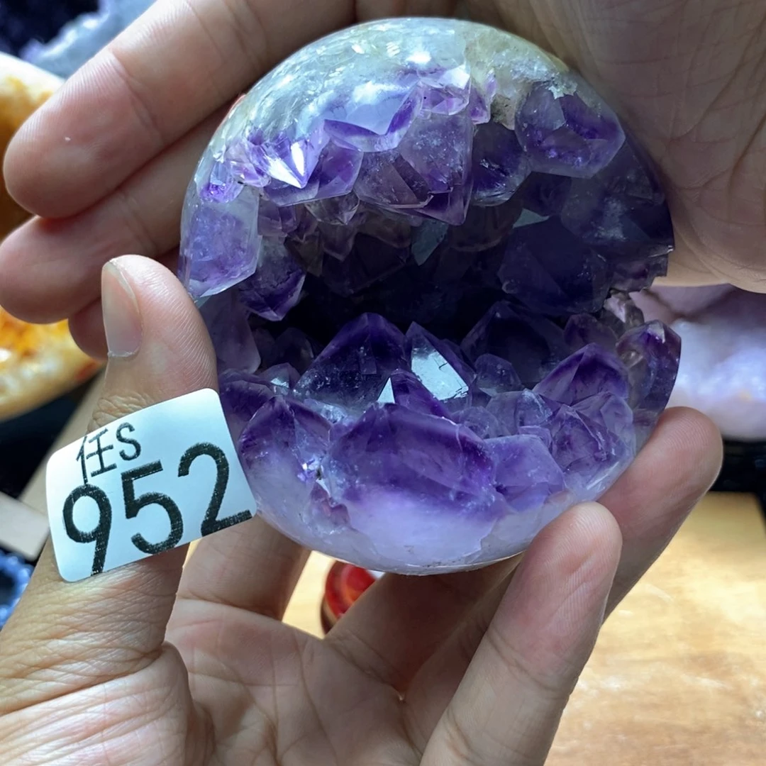 未镶嵌水晶大型摆件（非配饰）