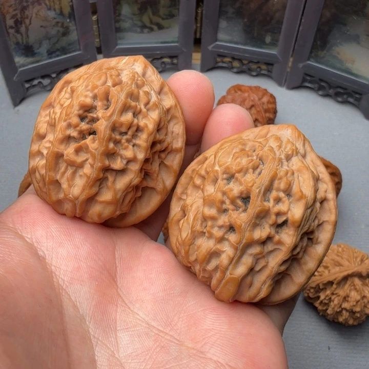 文玩核桃吊坠凤凰台42