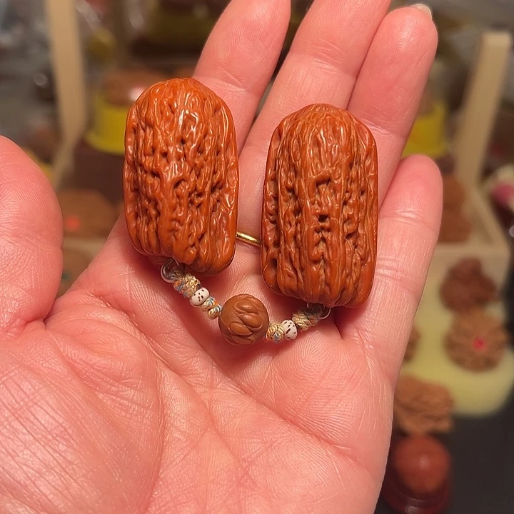 桃核把件?****?精品核桃