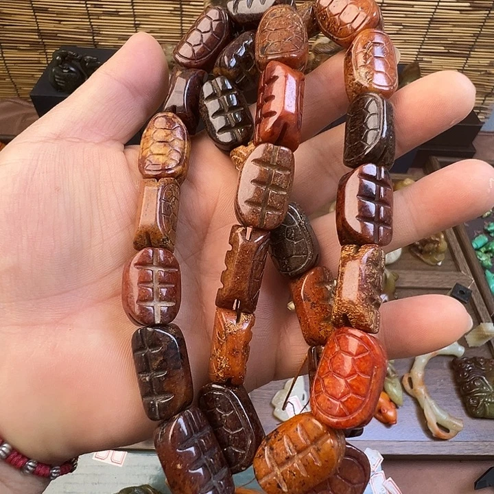 未镶嵌和田玉（糖玉）挂件