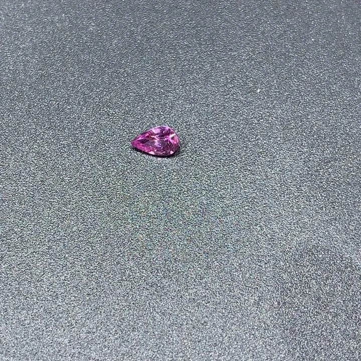 彩色蓝宝石裸石未镶嵌南*0.67克拉