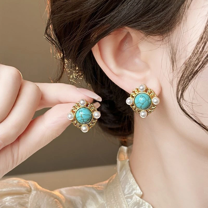 小众复古珠珠耳环2025新款国风气质时尚设计感耳钉轻奢高级感耳饰