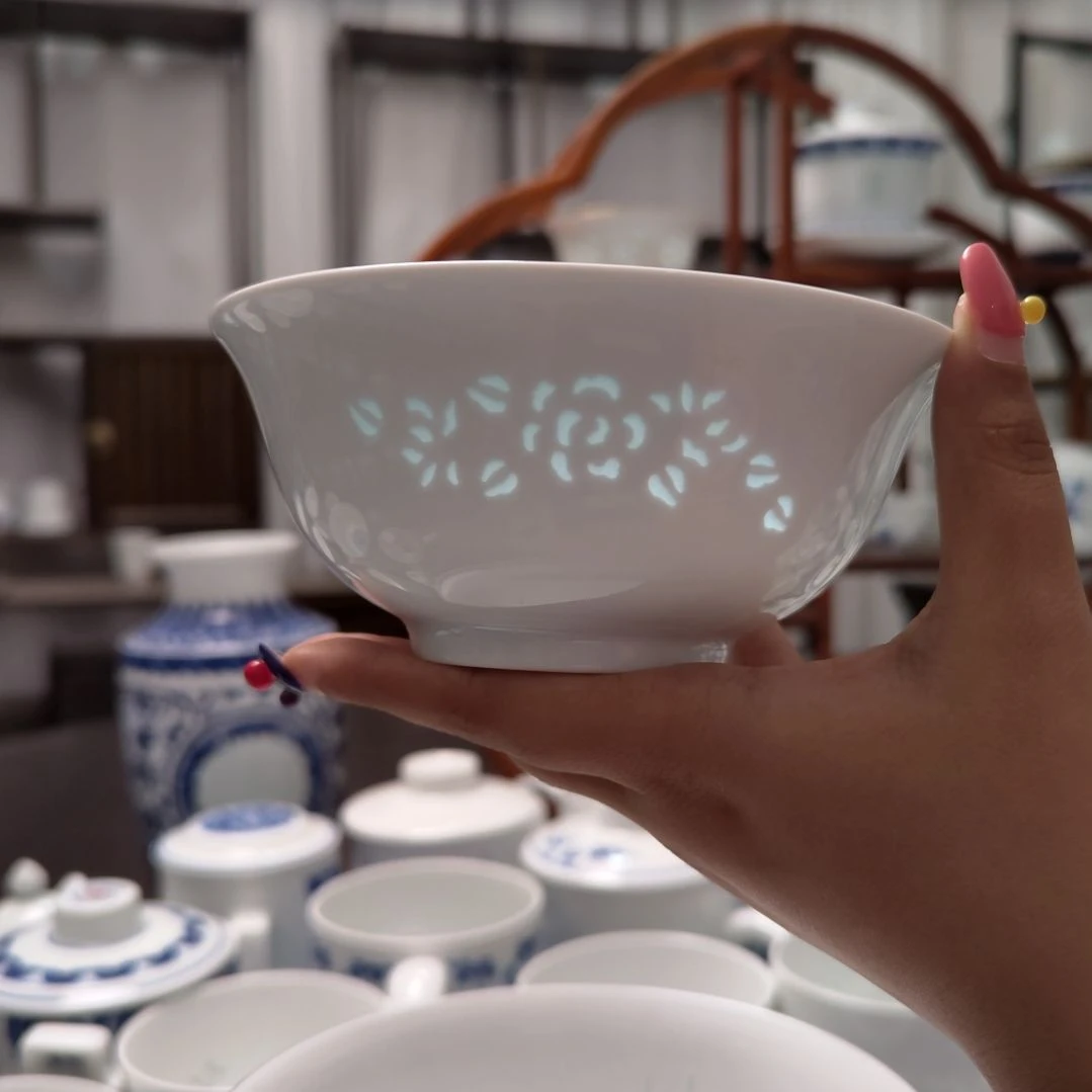 陶瓷青釉玉牡丹5寸饭碗一个