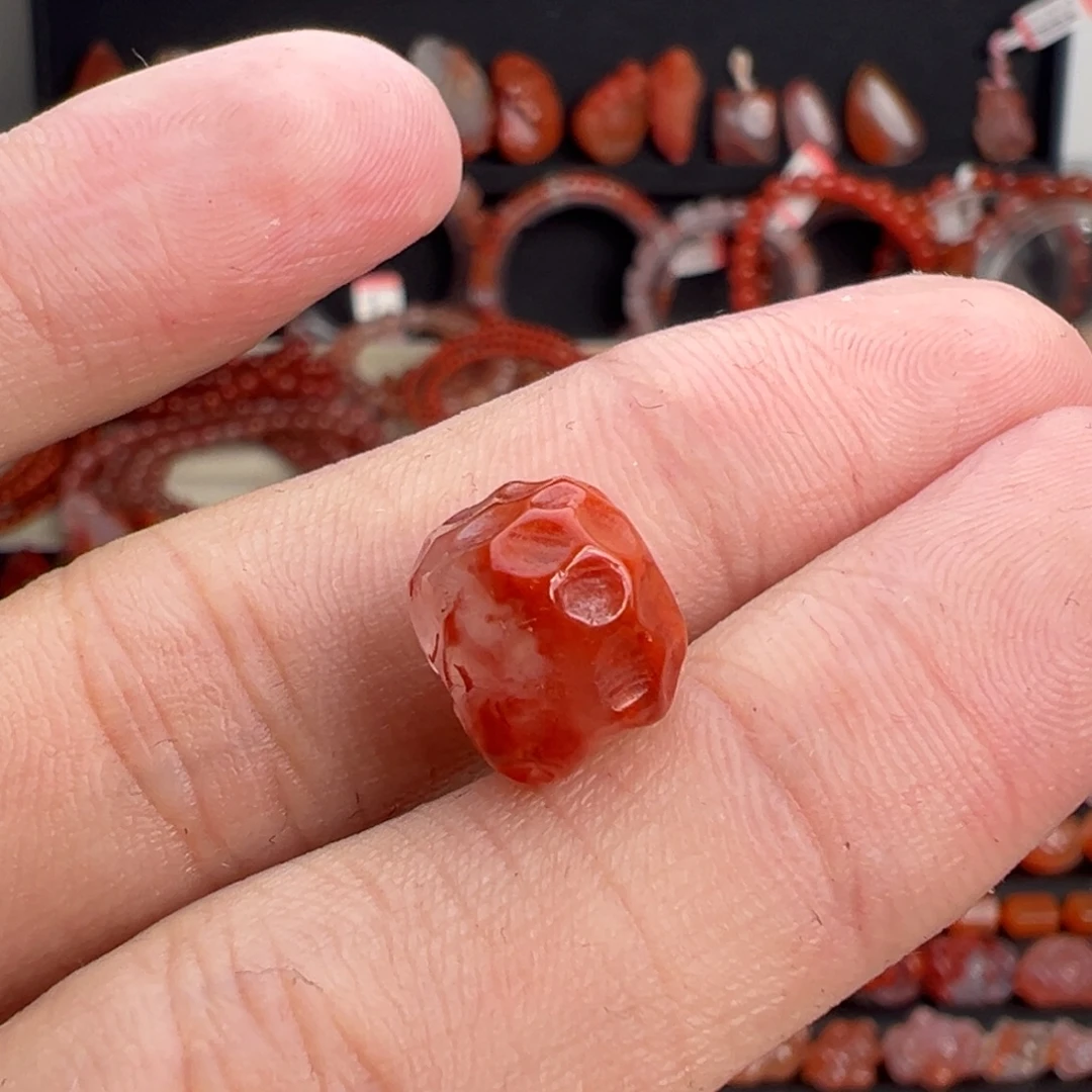 南红玛瑙未镶嵌颈饰无相珠