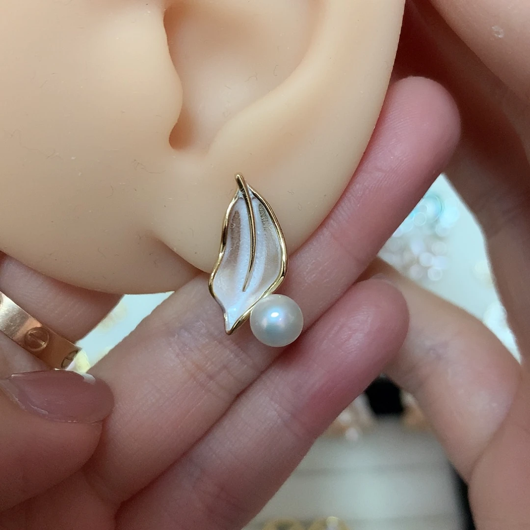 淡水珍珠耳饰合金