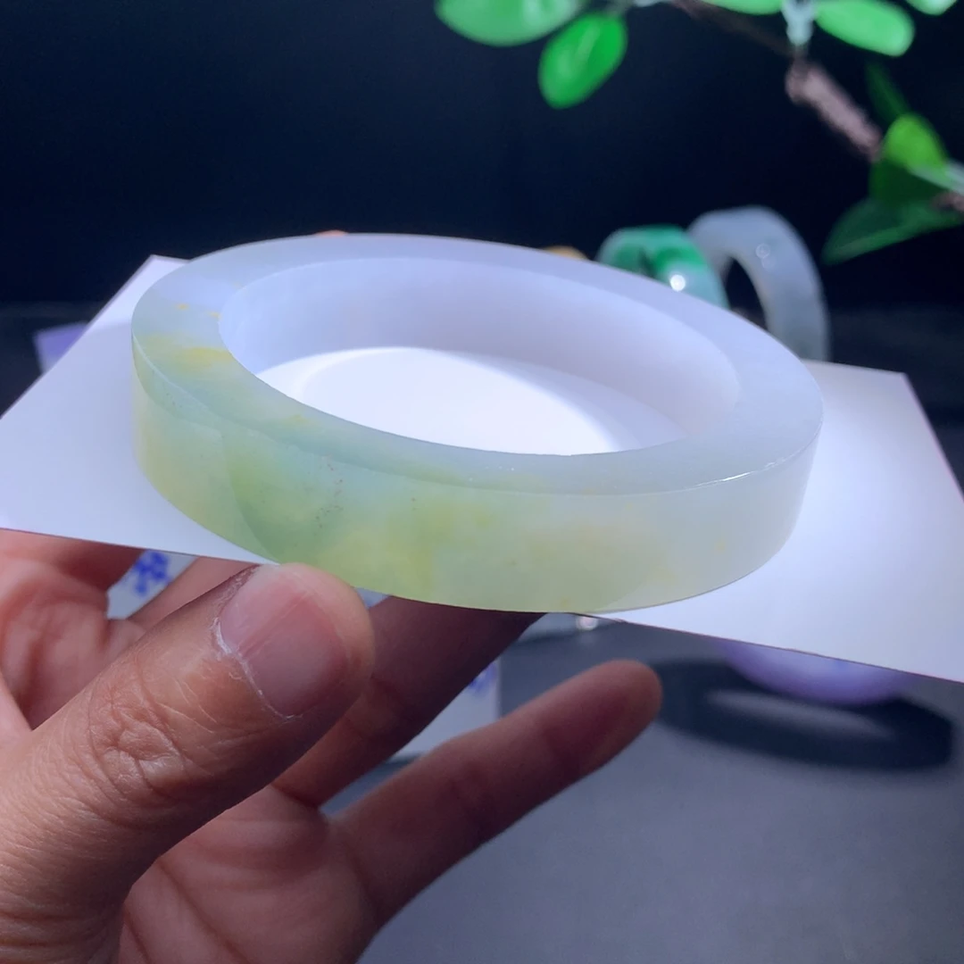 定制翡翠手镯未镶嵌