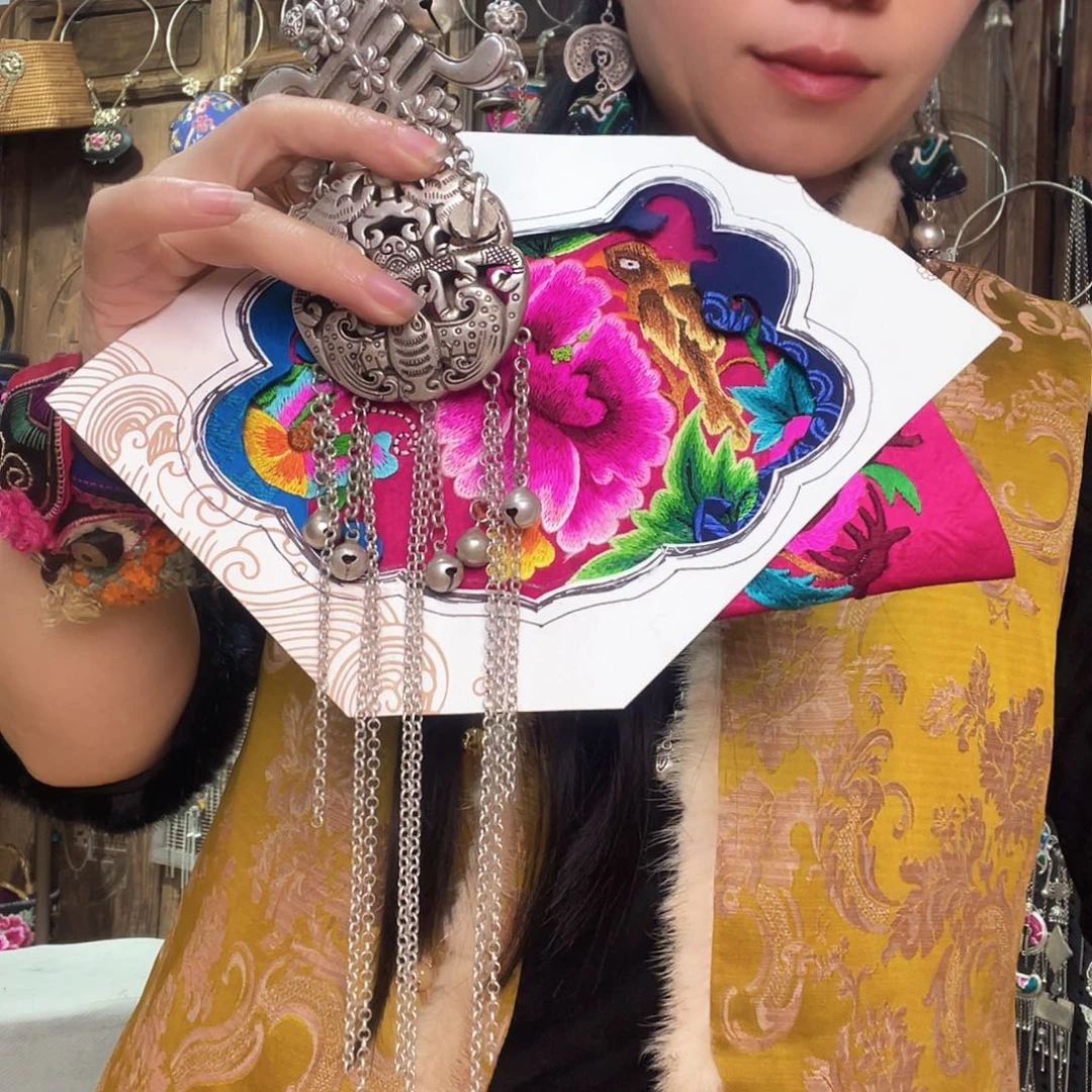 项链是真的好看啊呜呜