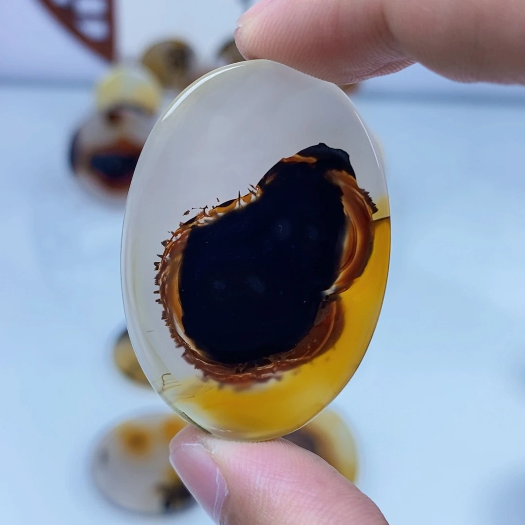 玛瑙/玉髓未镶嵌珠宝半成品