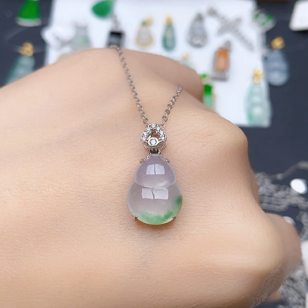 翡翠银S925镶嵌颈饰飘花葫芦吊坠