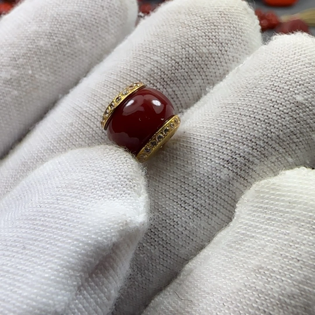 南红玛瑙18K金镶嵌珠子9.5