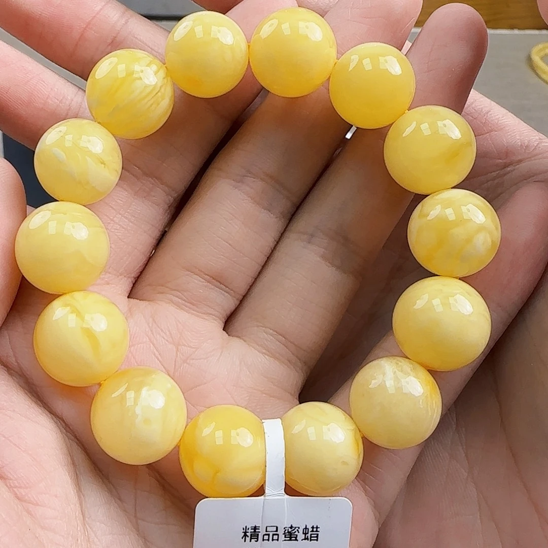 百***子琥珀未镶嵌珠宝奇石