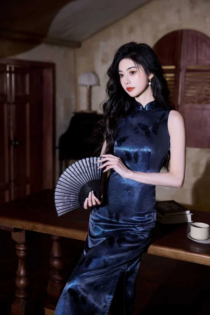 【华夫人】鎏金幻彩印花蝴蝶 贵气典雅显瘦款 少女复古夏季中国风