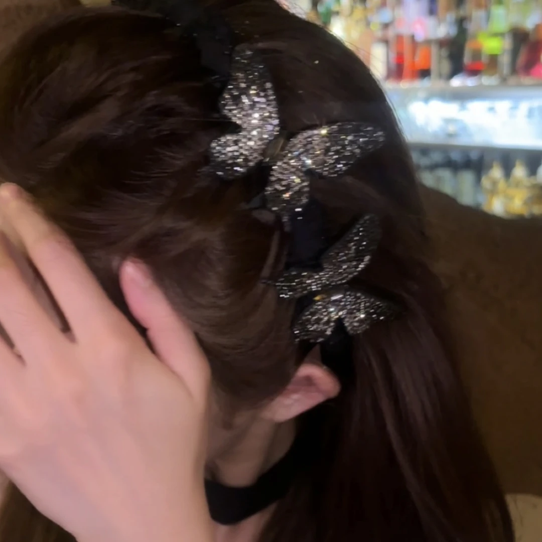 星光蝴蝶~轻奢双蝴蝶立体满钻超闪齿梳多功能发箍高级感气质百搭