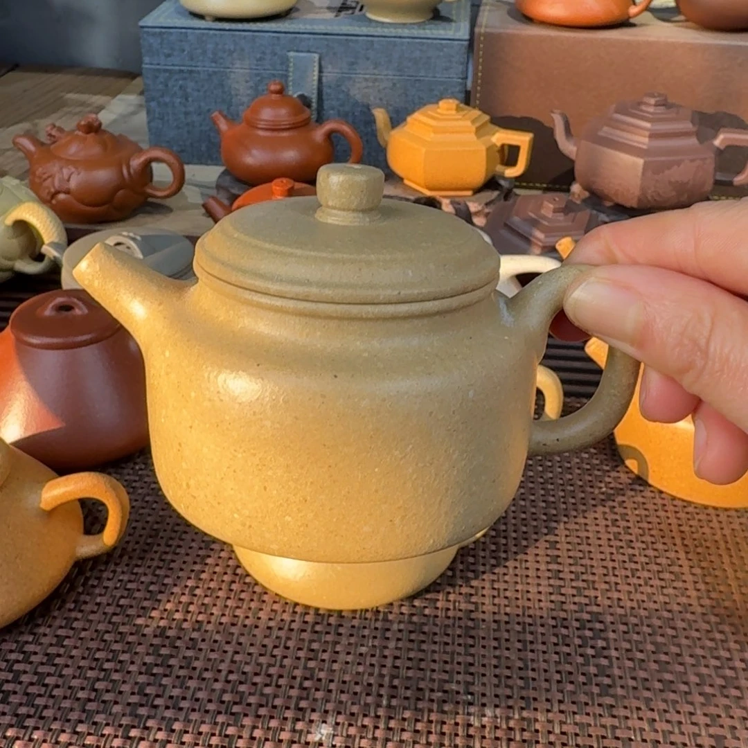 本山绿泥茶壶梨皮150毫升左右