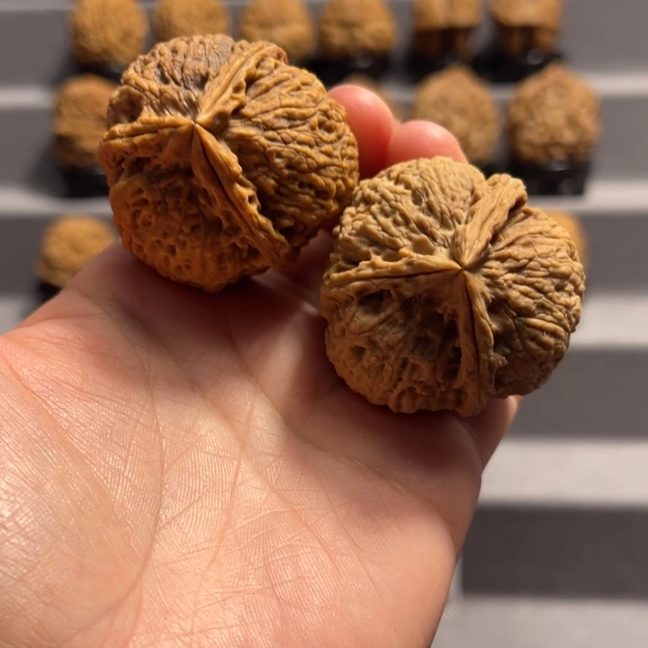 把件文玩核桃12-18