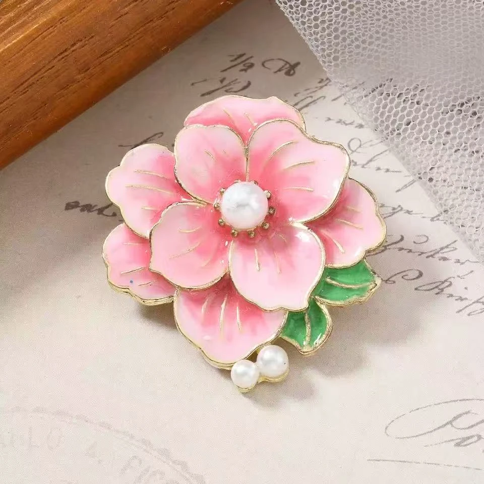 铜合金仿珍珠胸针 复古宫廷植物花卉商务风胸针花戒轻奢H24011