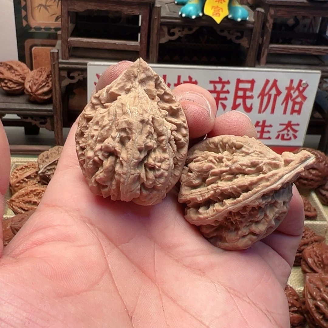 烈***生文玩核桃吊坠金刚锤