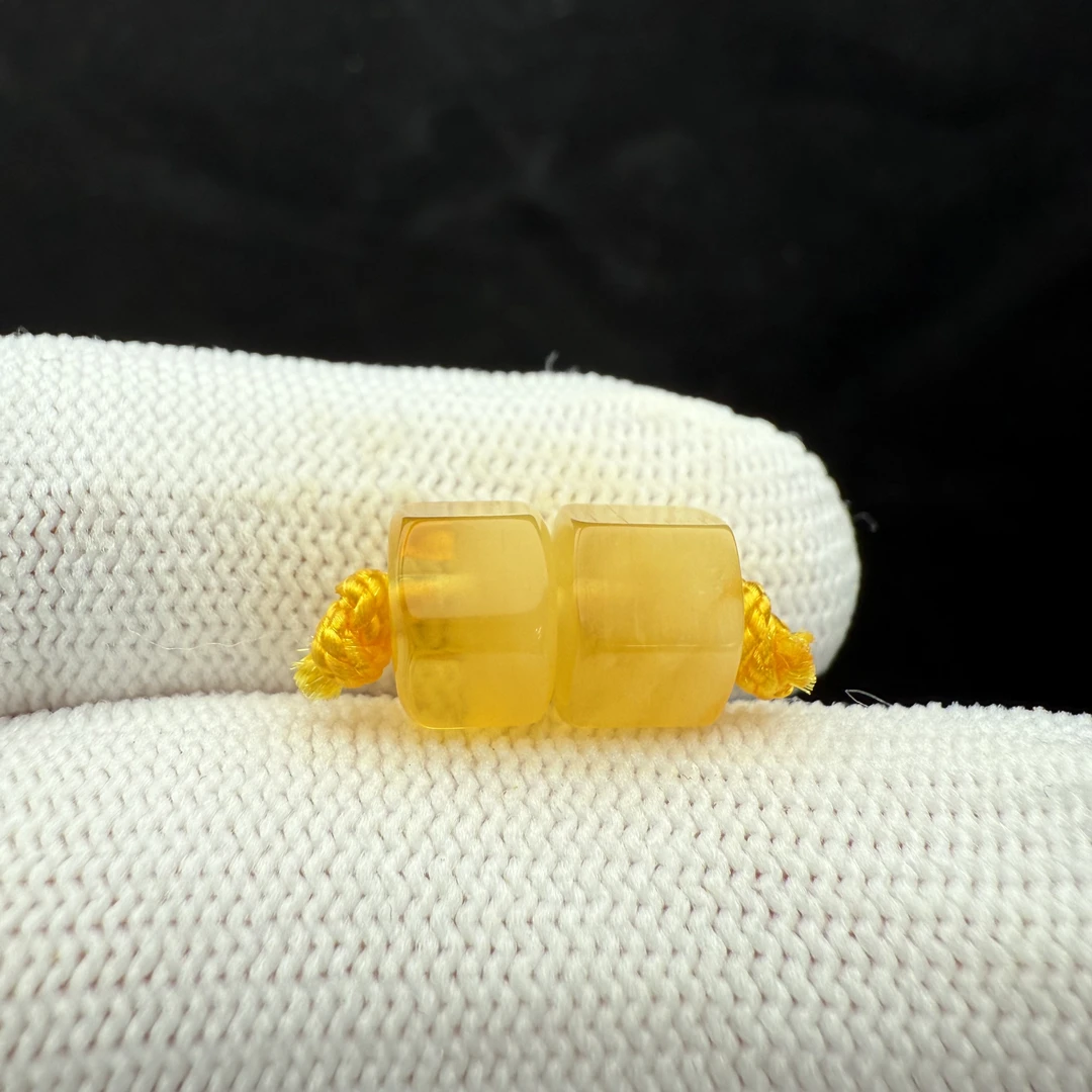 B5492天然原矿蜜蜡微瑕特价隔珠7.7mm支持复检