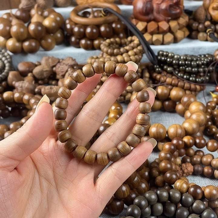 木老山檀8¥9直切手串