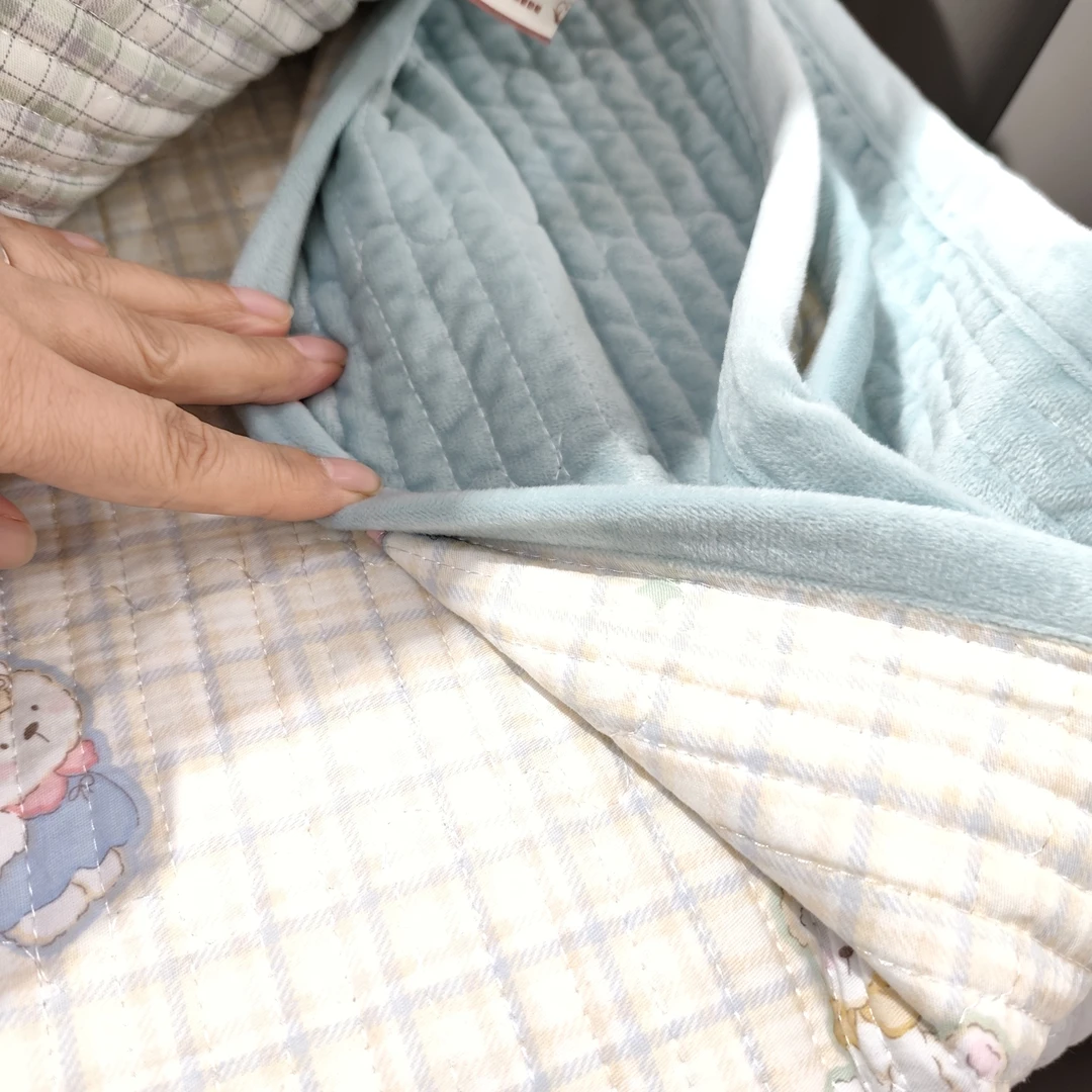 绣品：环青园印花棉绒双人床盖
