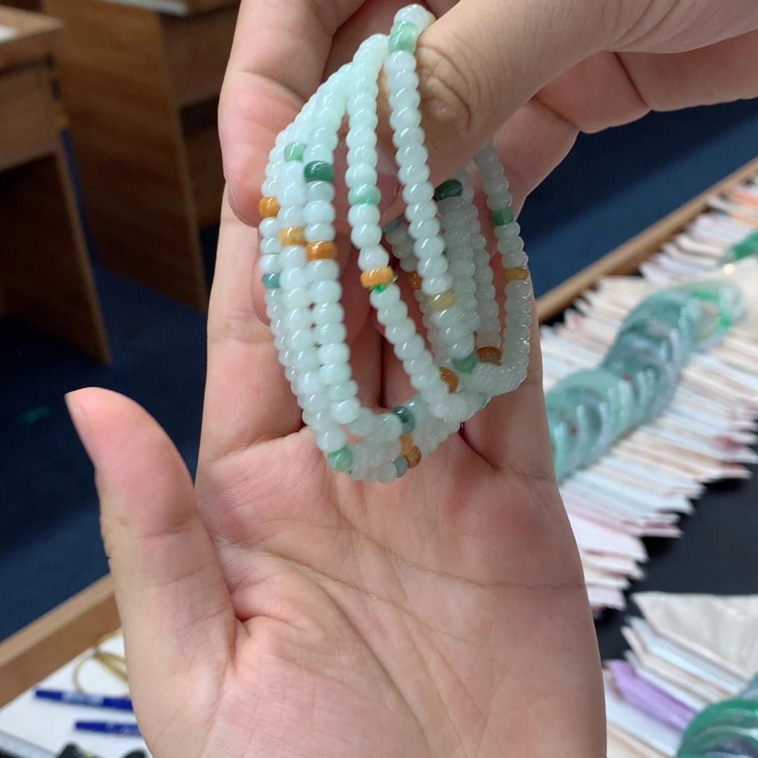 翡翠未镶嵌手链翡翠