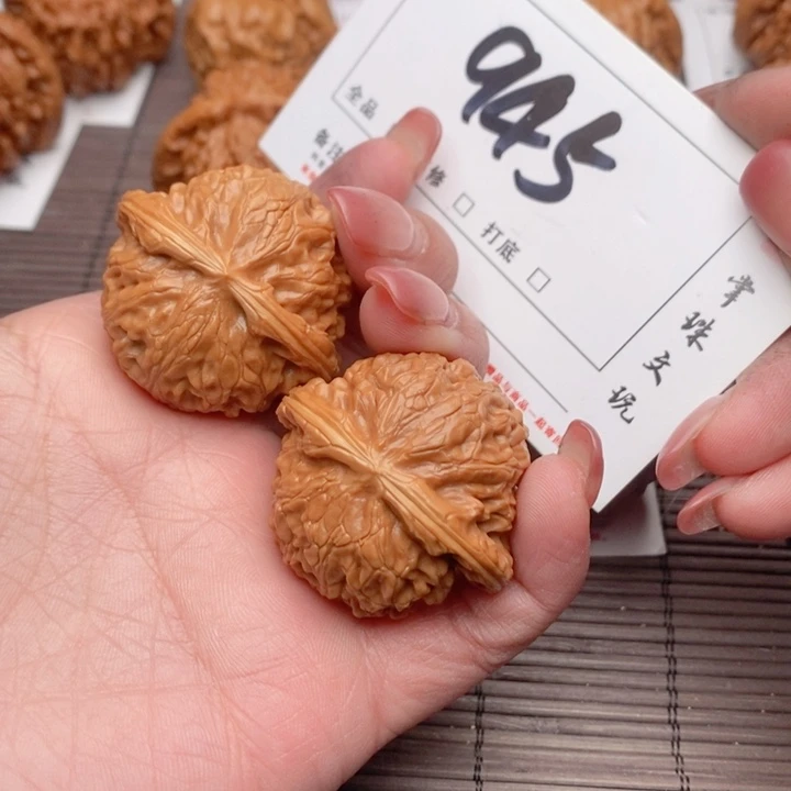 文玩核桃吊坠39工灯945