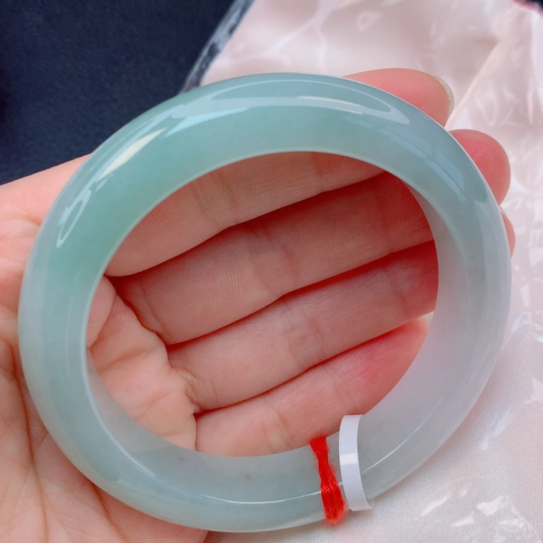 翡翠未镶嵌手镯56圈