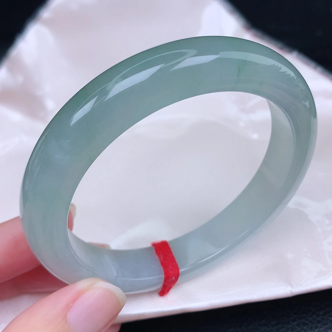 未镶嵌手镯翡翠天然