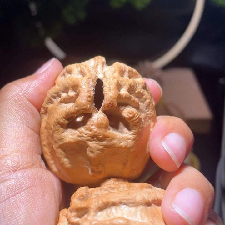 文玩核桃吊坠好**生鬼脸看核桃46