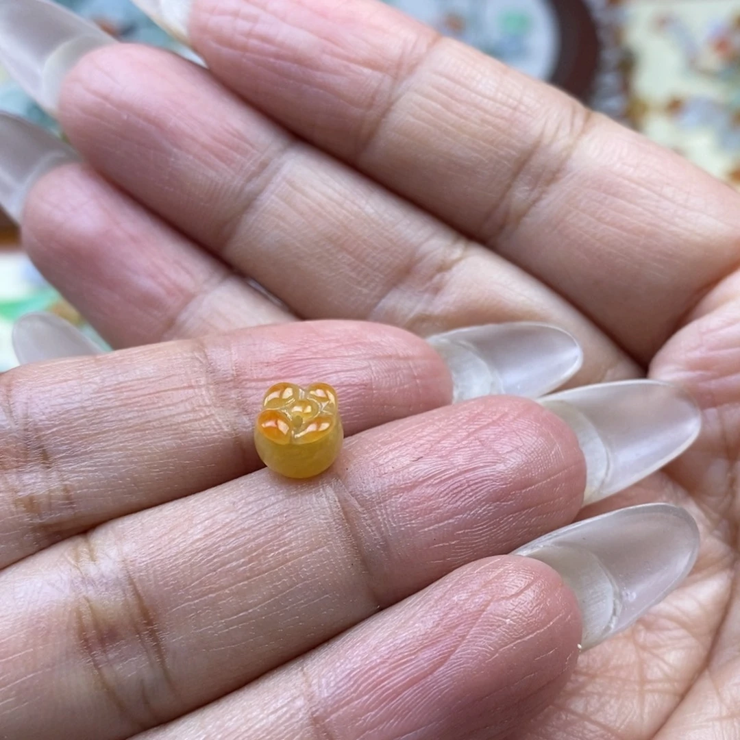 _***y翡翠未镶嵌颈饰翡翠