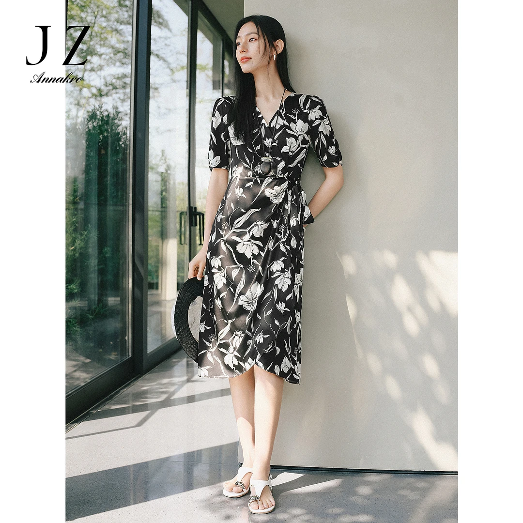 玖姿安娜蔻艺术感花卉V领围裹式真丝连衣裙茶歇裙女2025夏季新款