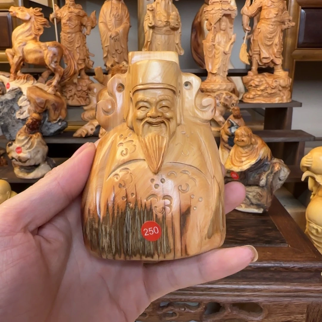 崖柏小木匠艺雕一物一拍