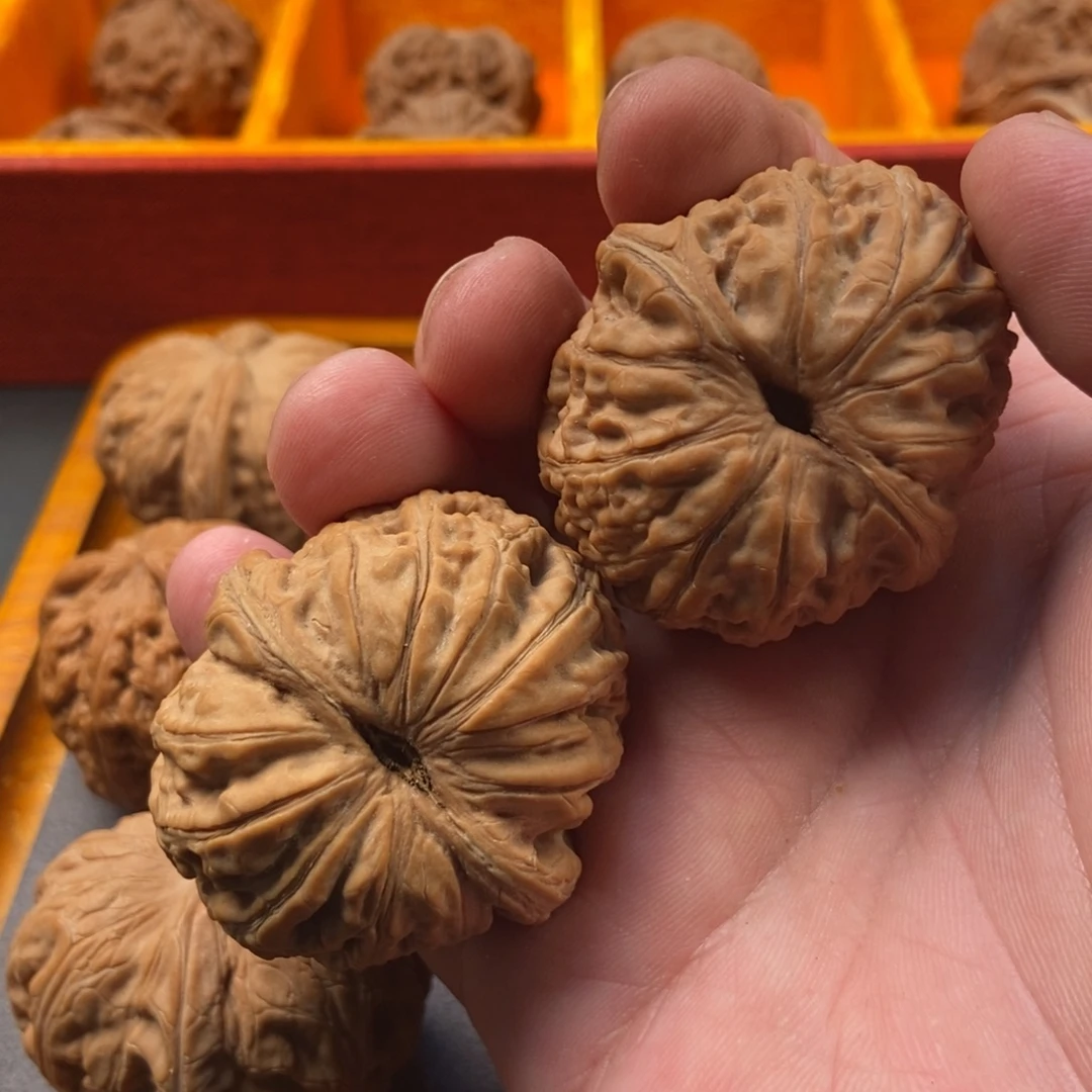 一***尘吊坠文玩核桃文玩