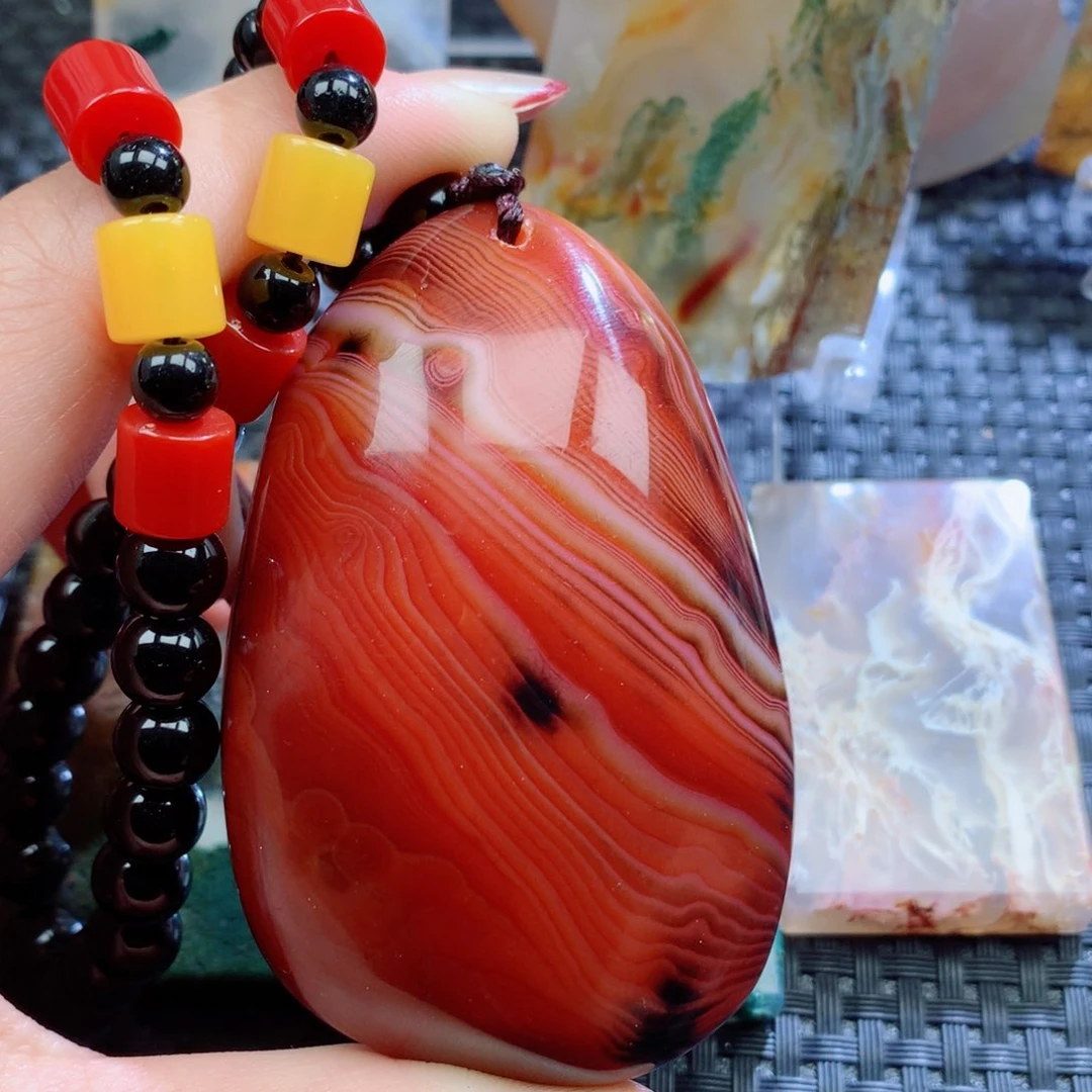 未镶嵌颈饰玛瑙/玉髓福*