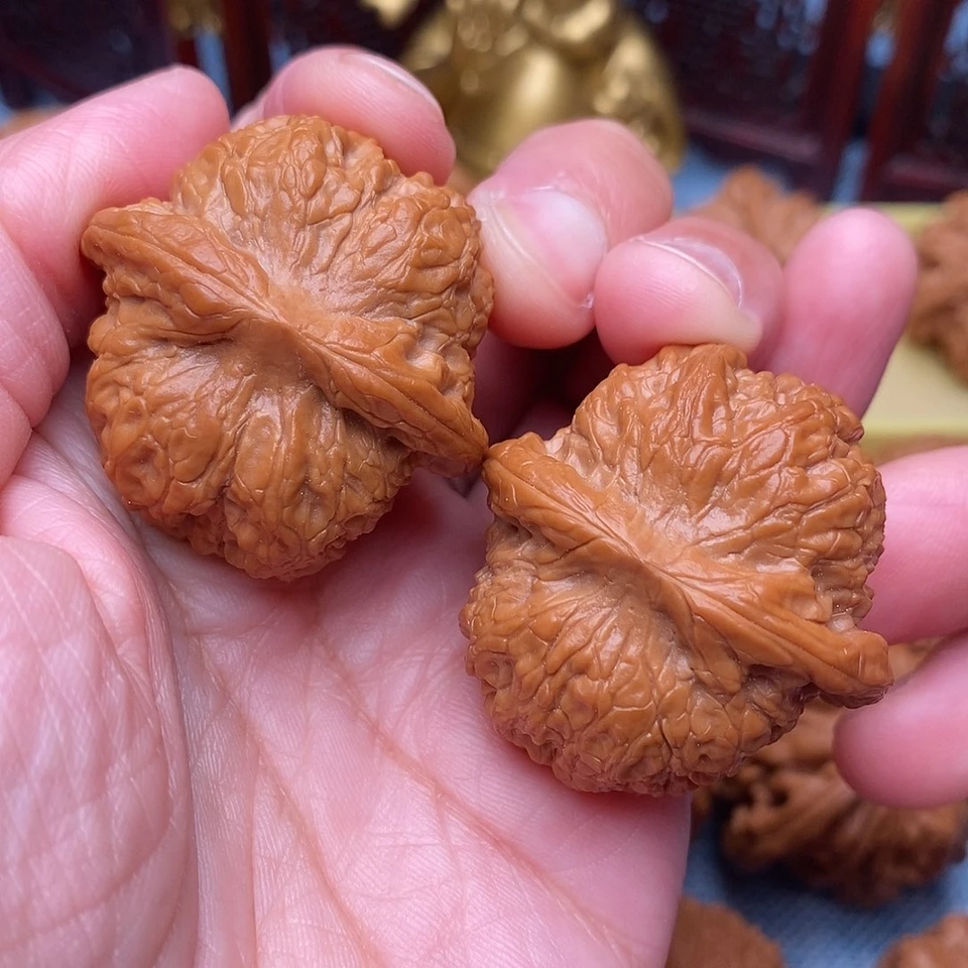 文玩核桃把件全品毕业绝配血麒麟粗棱36尺