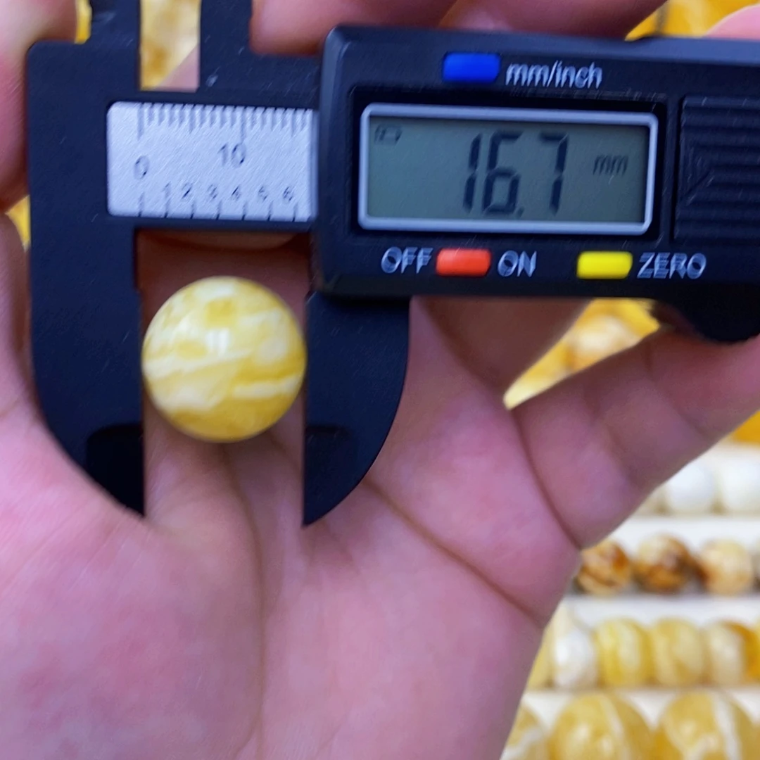 奥***澳琥珀未镶嵌珠宝奇石