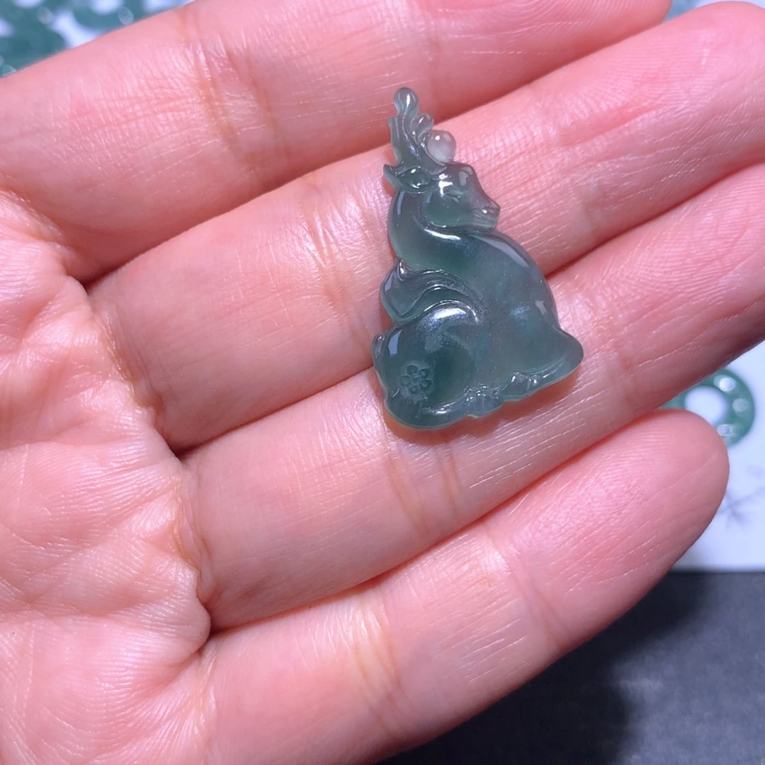 翡翠银S925镶嵌颈饰鹿