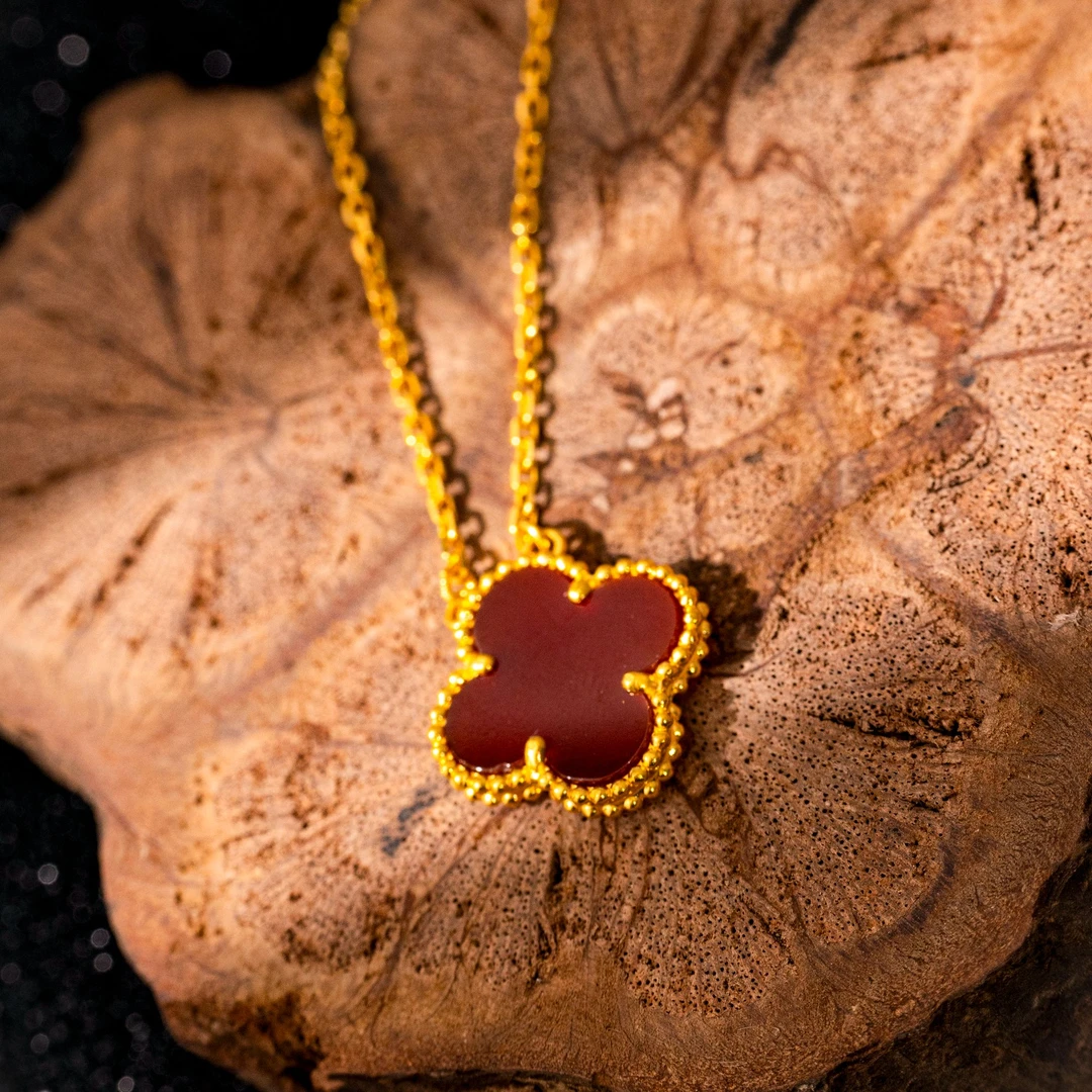【贞爱福】黄金足金爆款免附加【红色四叶草项链】黄金项链时尚气质