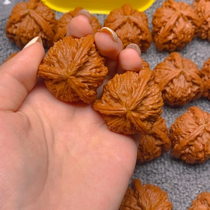 米****吊坠文玩核桃核桃