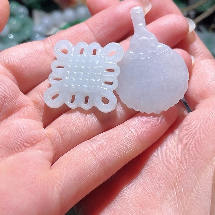 翡翠未镶嵌颈饰天然