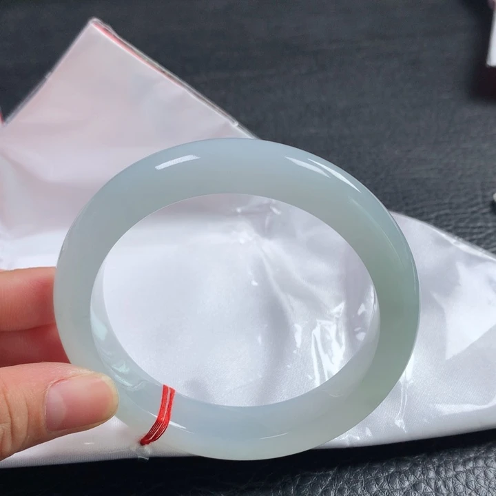 翡翠未镶嵌手镯60圈