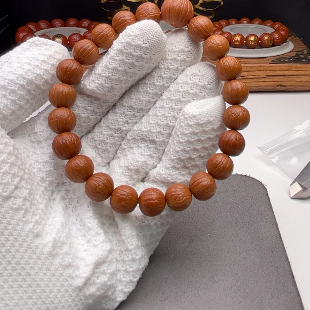 C***C吊坠猴头核桃精品旗舰聚宝盆