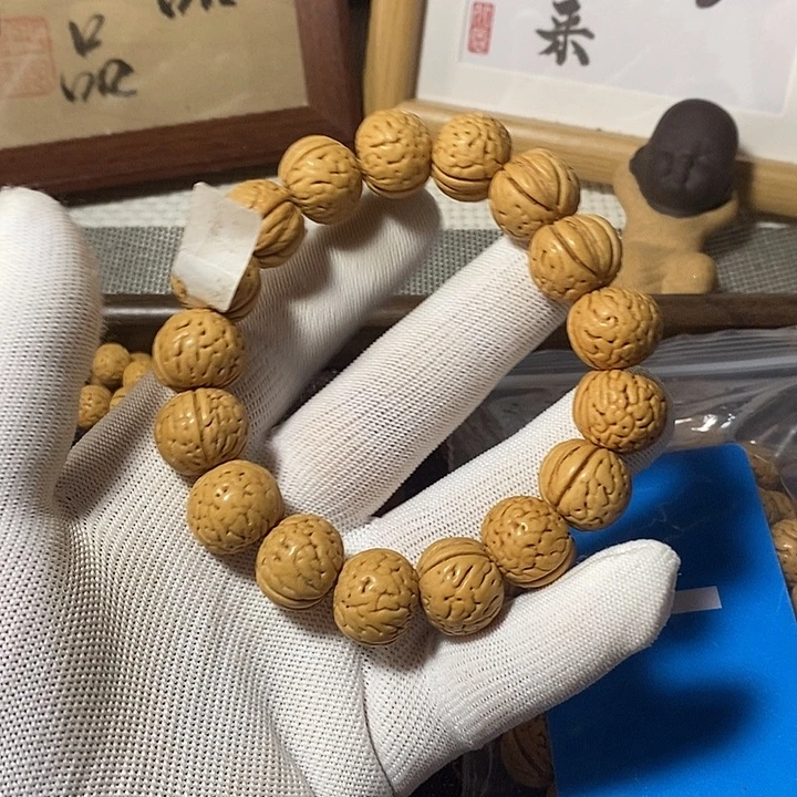 亮***亮手串桃核顺顺利利200 金丹