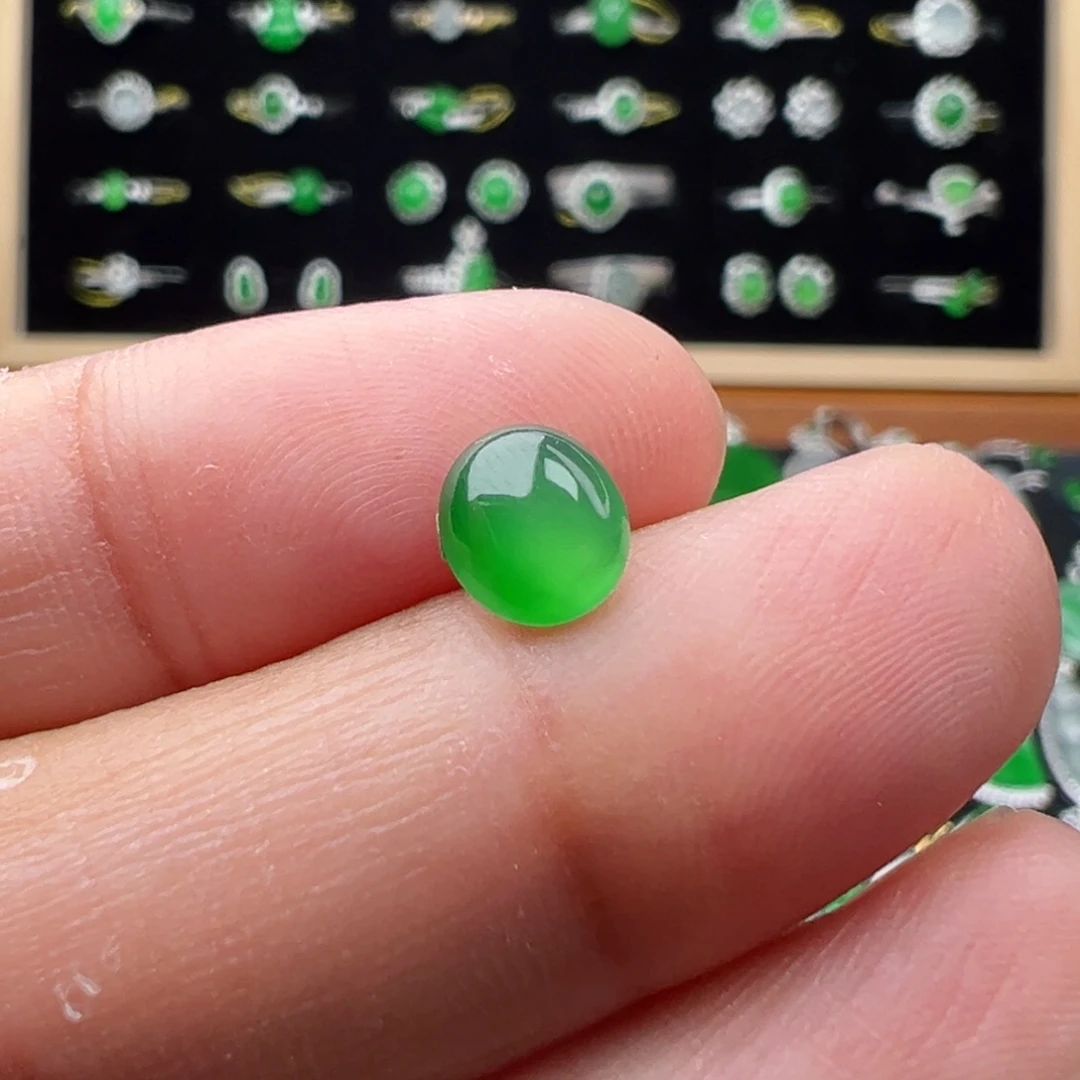 翡翠未镶嵌颈饰福利6.9